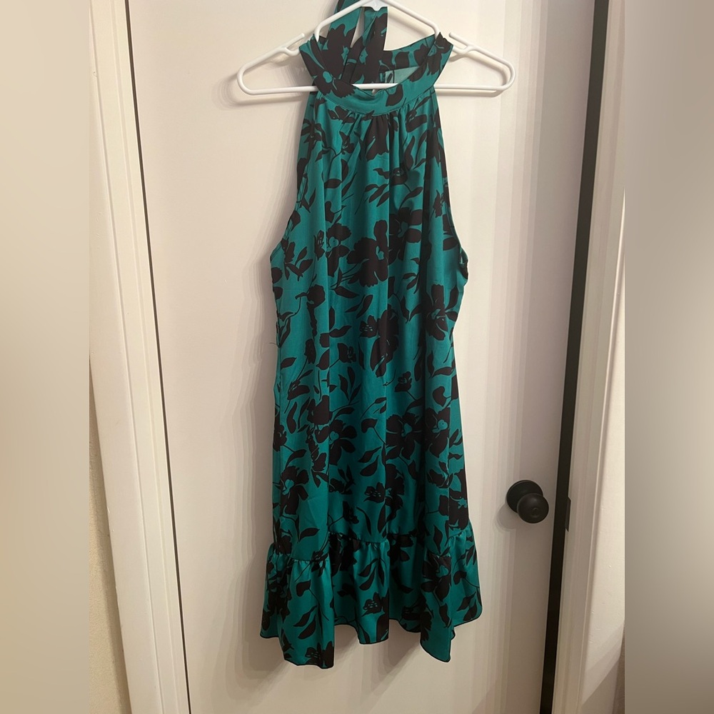 Shein Curve Green & Black print sleeveless dress